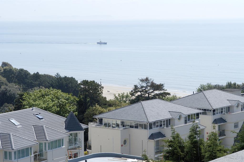 The Riviera Hotel & Apartments - Alum Chine 본머스 외부 사진